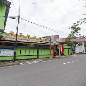 Отель Reddoorz Syariah Near Paradiso Beach Sabang Сабанг Exterior photo