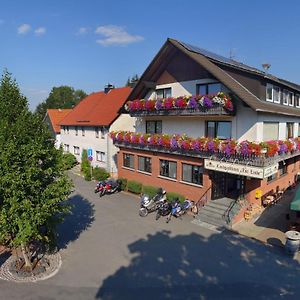 Отель Landgasthaus Zur Linde Услар Exterior photo