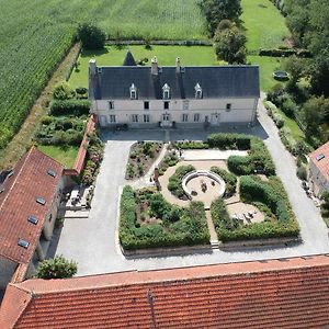 Вилла Chateau Le Colombier Brevands Exterior photo