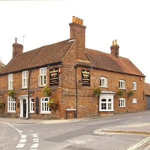 Отель The George & Horn Near Newbury Kingsclere Exterior photo