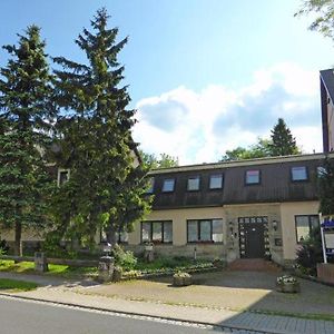 Familien-Hotel Am Traenkbachtal Фрауэнвальд Exterior photo