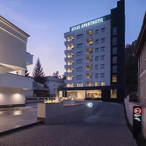 Atlas Aparthotel Пьятра-Нямц Exterior photo