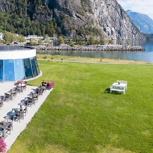 Valldal Fjordhotell - By Classic Norway Hotels Exterior photo