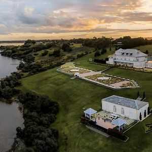 Отель Campbell Point House Leopold Exterior photo