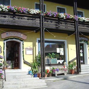 Отель Gasthof-Metzgerei-Pension Schierlitz Римбах Exterior photo