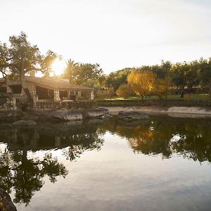 Отель Finca El Cortinal Валенсия-де-Алькантар Exterior photo