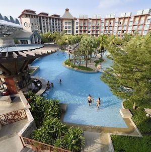 Resorts World Sentosa - Hard Rock Hotel Сингапур Exterior photo