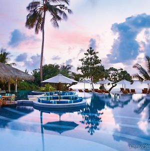 Отель Six Senses Laamu Атолл Лааму Exterior photo