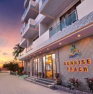 Отель Sunrise Beach Маафуши Exterior photo