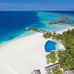 Отель Velassaru Maldives Exterior photo