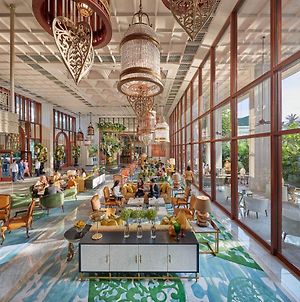 Отель Mandarin Oriental Bangkok - Sha Extra Plus Exterior photo